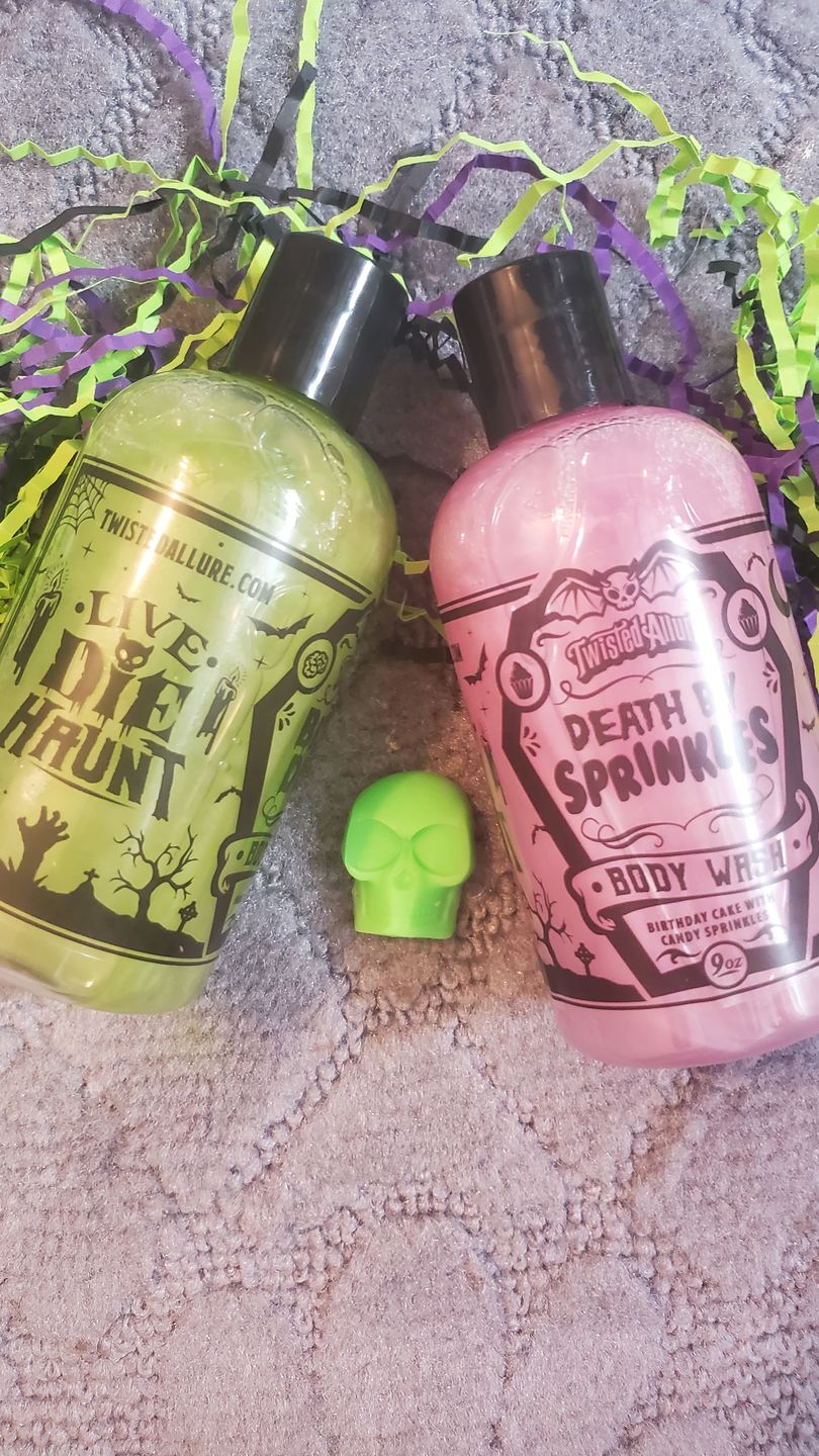 Customer photo review of Brain Dead Body Wash