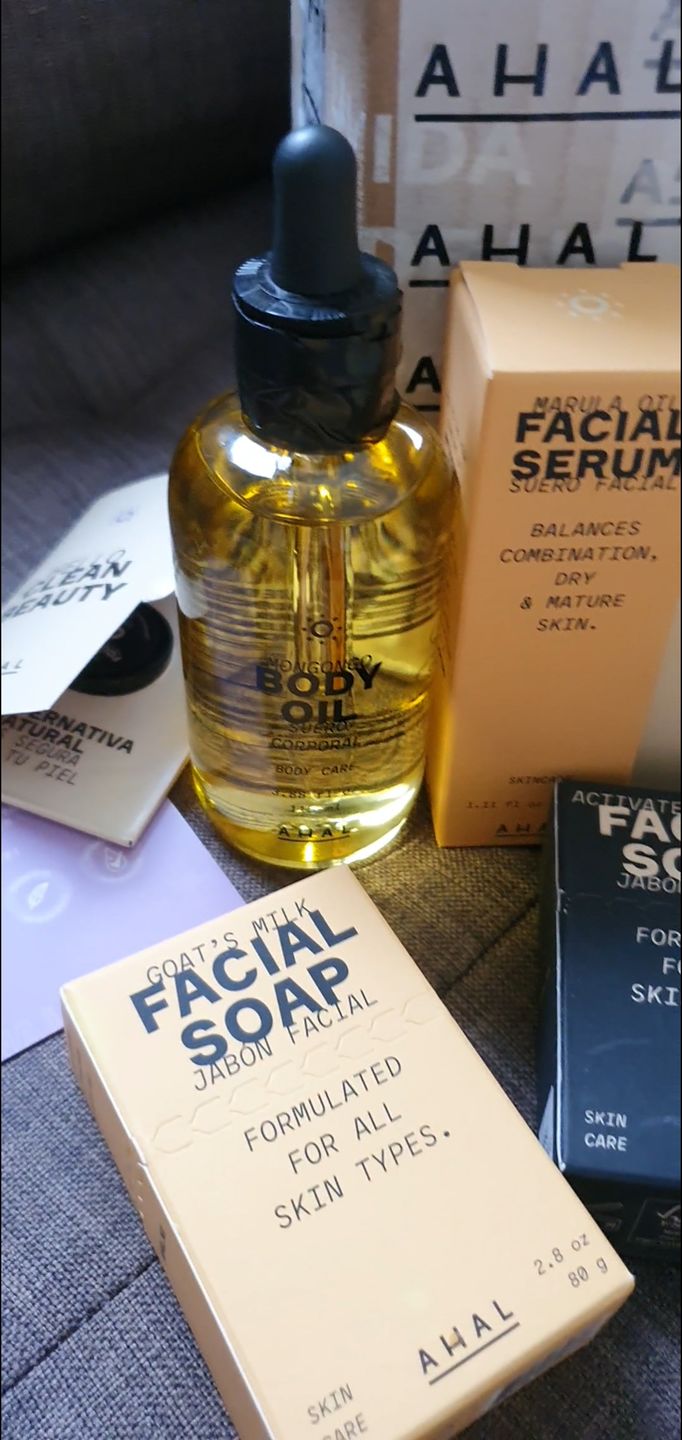 Customer photo review of Mongongo Body Oil / Suero Corporal con Aceite de Mongongo
