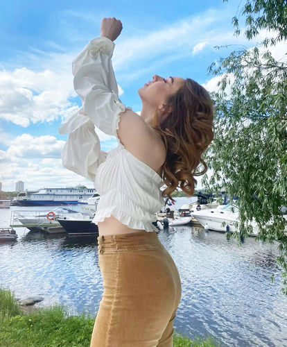 Customer photo review of It's My Delight Crop Top