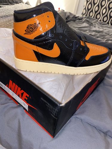 Air Jordan 1 Retro High OG 'Shattered 