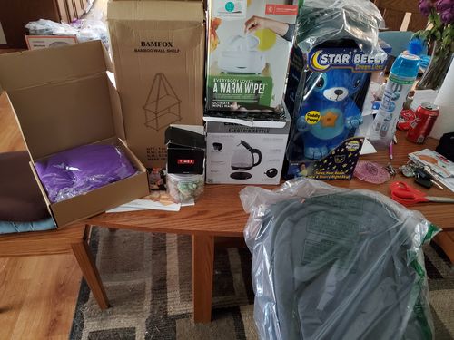 Customer photo review of Premium Amazon Returns Wholesale Box