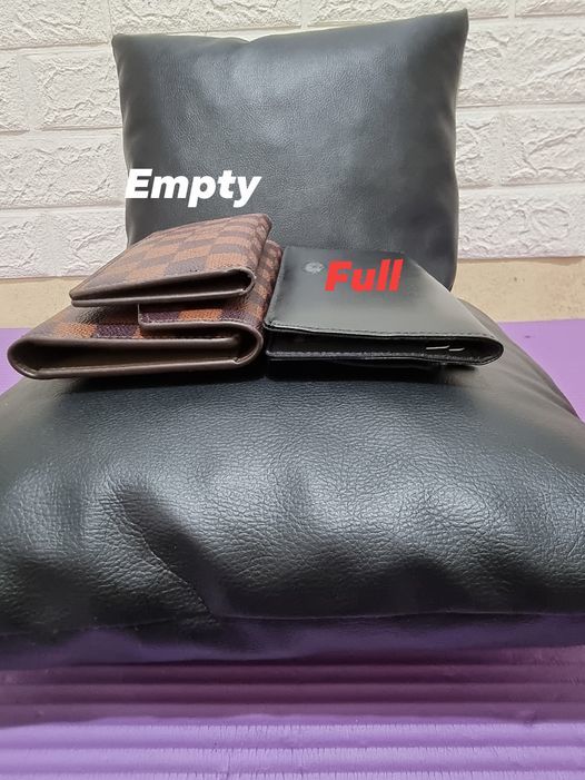 Customer photo review of Leather Executive Black