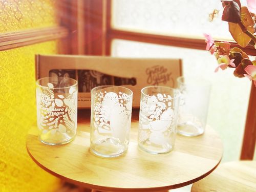 Customer photo review of Aves de Chile Juego de 4 Vasos