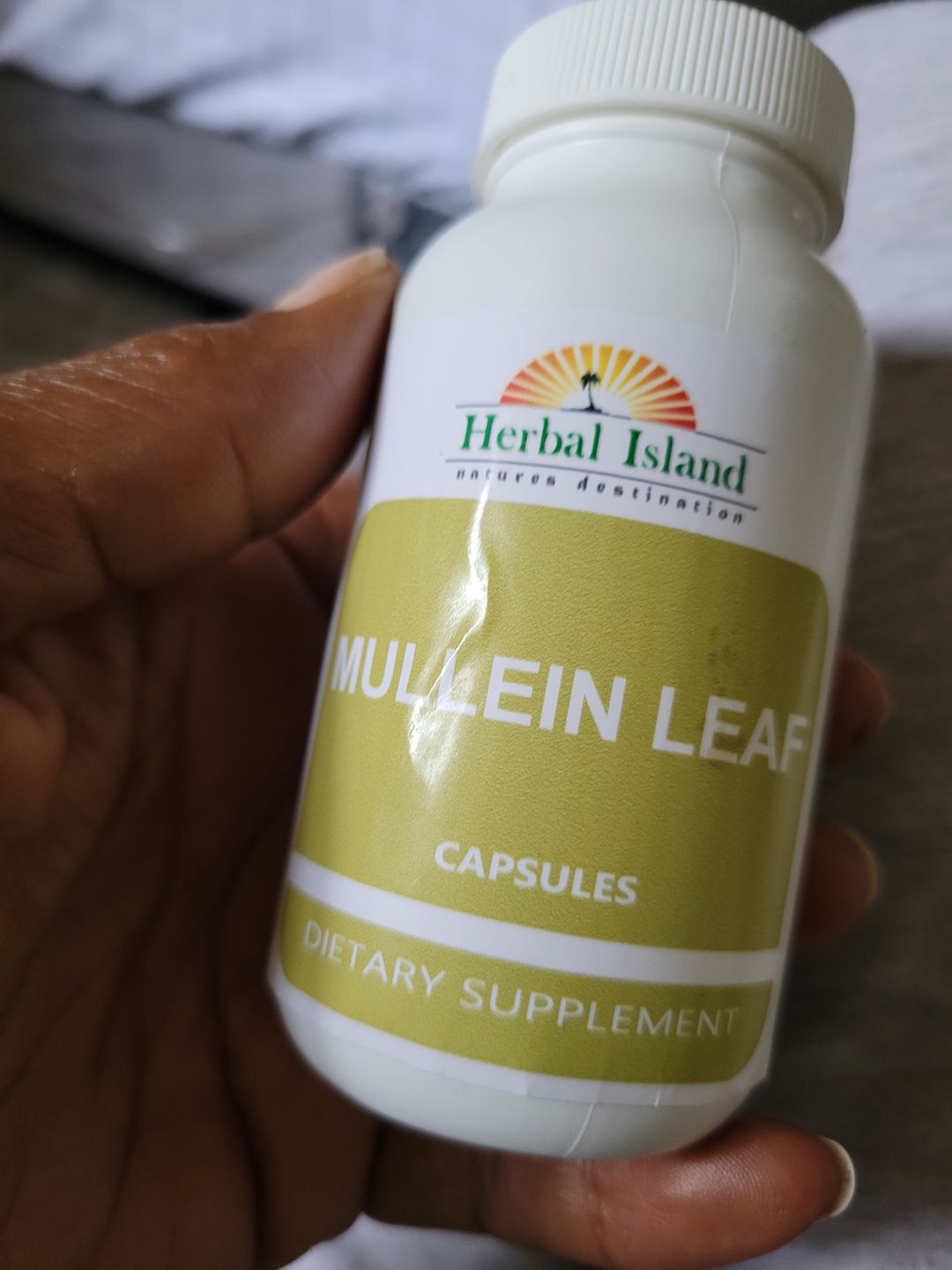 Customer photo review of Mullein Leaf Capsules 60 Capsules (Lung Detox)