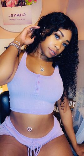 Customer photo review of Reverse Heart and Pink Flower Belly Button Ring