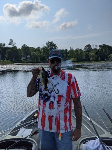 Customer photo review of American Flag Skull Fish Hook Long Sleeve Fishing Shirts, Personalized Patriotic Fishing Gifts FEB21 - IPHW695