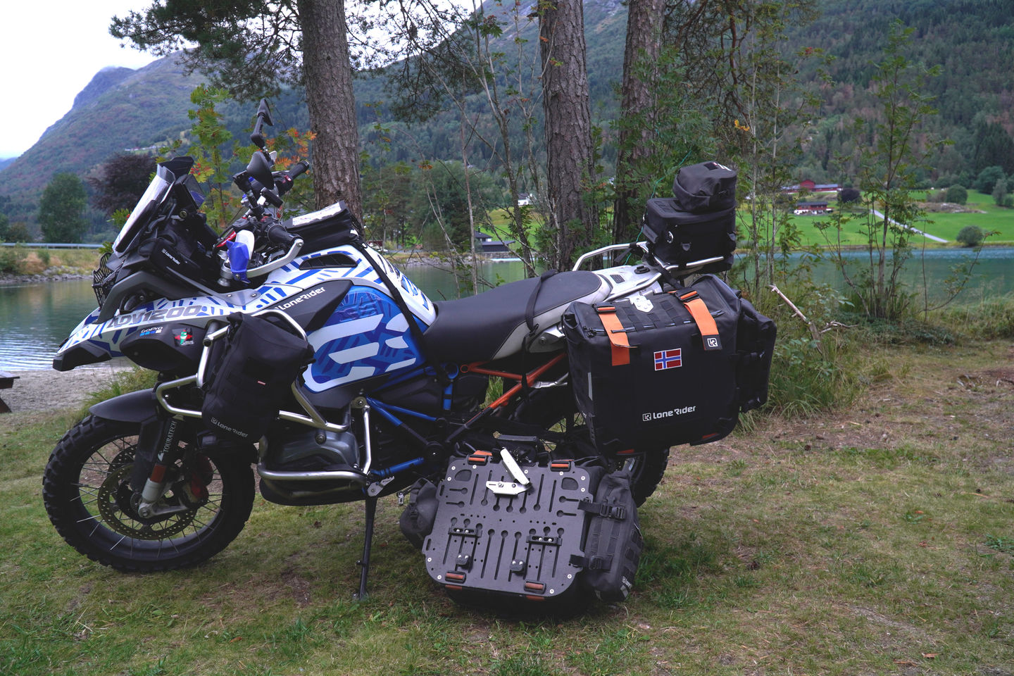 Customer photo review of MotoBag Quick Release System