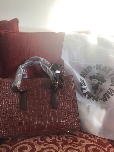 Customer photo review of Croc Pattern Messenger Tote Hand Bag