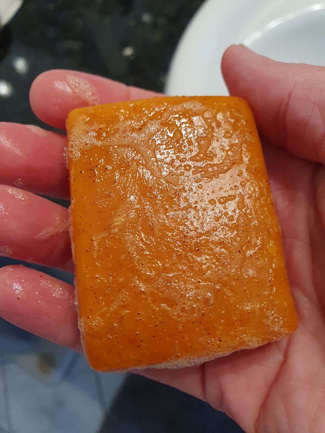 Customer photo review of Rote Mandarine mit Patchouli & Limette (Erfrischend & mit sanftem Peeling-Effekt)