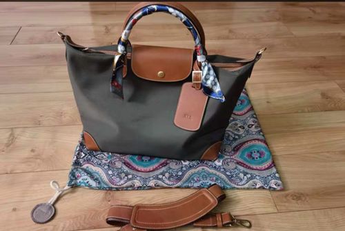 Customer photo review of Aikon Traveler Tote Bag Short Handle
