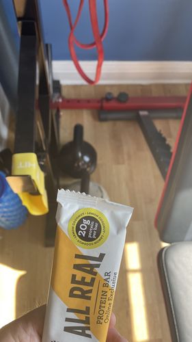 Customer photo review of Peanut Choc Chip Protein Bar