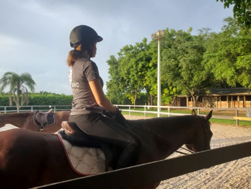 Customer photo review of HR Farm CHRON Riding Pants Ladies Silicone Full Seat Breeches