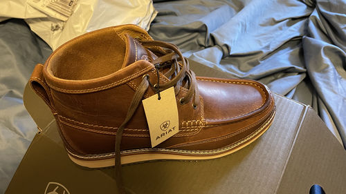 Customer photo review of Ariat® Men's Lookout Foothill Brown Lace-Up Leather Shoes 10025144