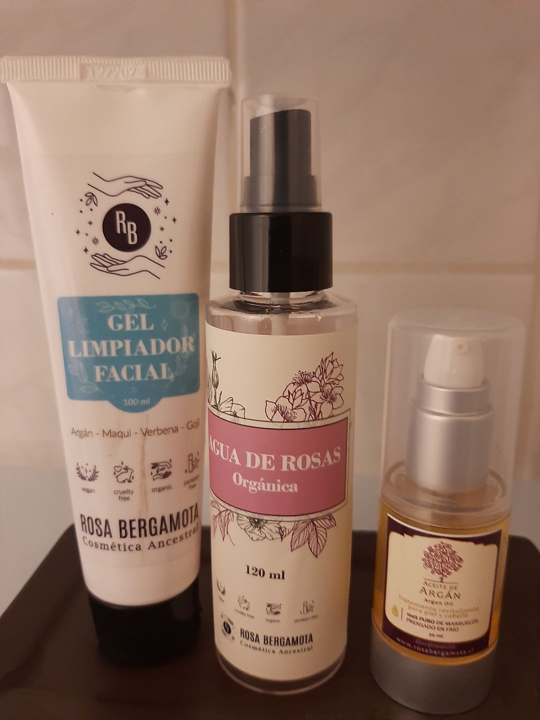 Customer photo review of Agua de Rosas 120ml