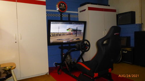 Customer photo review of Titan Cockpit