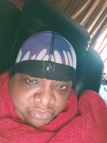 Customer photo review of PURPLE DRIP DELUXE WASH N STYLE.  GREAT STRETCH, VERY COMFORTABLE.