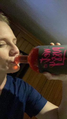 Customer photo review of WET PUSSY 6 X 700ML + FREE T-SHIRT