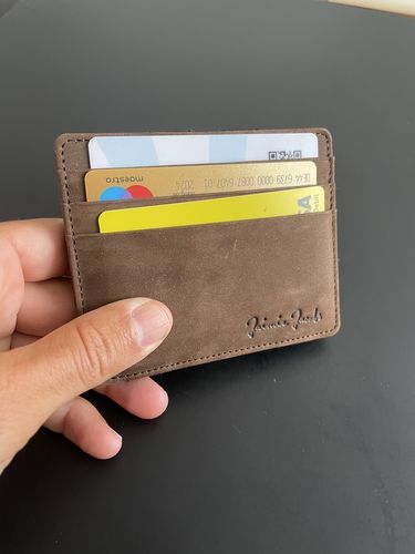 Customer photo review of Flap Boy Slim - Magic Wallet without Coin Pocket