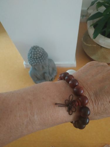 Customer photo review of Bracelet "Positivité" en Bois de rose