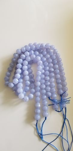 Customer photo review of 15.5" natural 8mm/10mm blue lace Agate Round beads Gemstone
