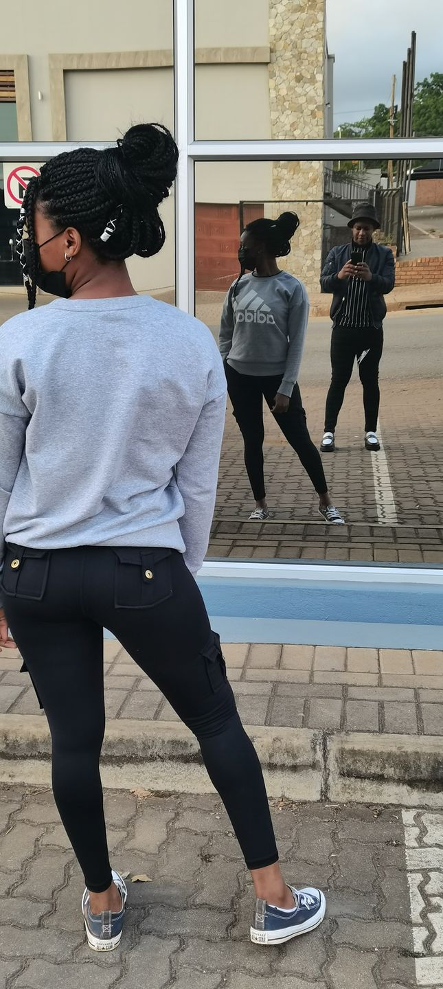 Customer photo review of GNT Cargo Leggings - Black