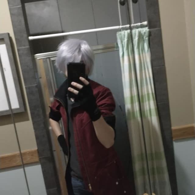 Customer photo review of Men Gray Short Straight Fringe Bangs Cosplay Wig
