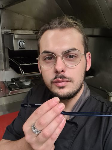 Customer photo review of High Precision Offset Chef's Tweezers (Medium - 20cm/7.87")