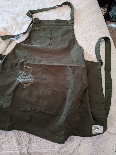 Customer photo review of Olive Green Apron
