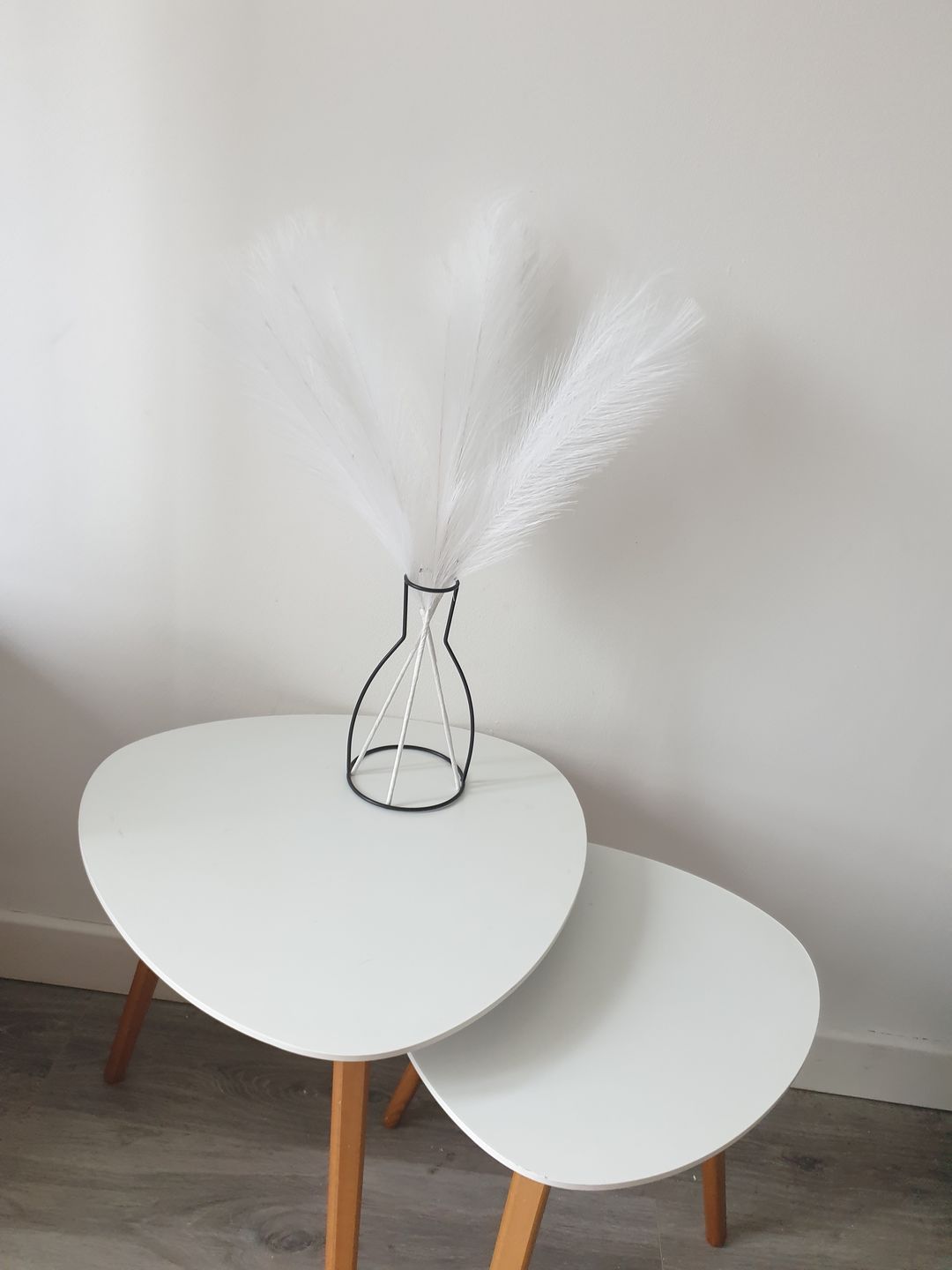 Customer photo review of Faux Pampas Grass - White