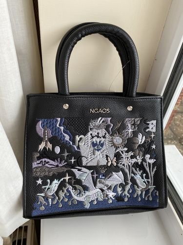 Customer photo review of The Book Handbag - Jimmi’s Battle