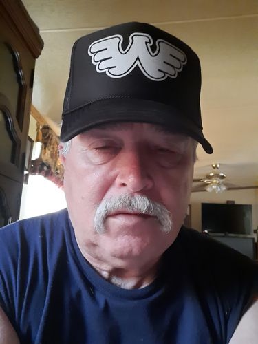 Customer photo review of Waylon Jennings Symbol Flying W Trucker Hat - Black