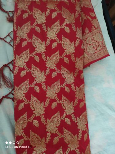 Customer photo review of Tango Red Woven Banarasi Brocade Festive Saree