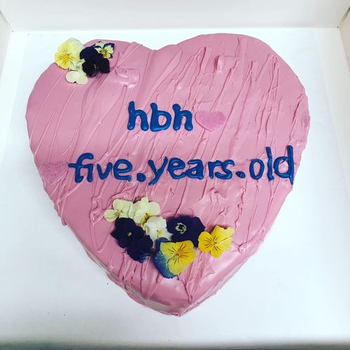 Customer photo review of FLOWERFETTI™ - Freeze Dried Edible Flower Confetti