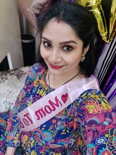 Customer photo review of Multi Blossom Concealed Zip Maternity & Nursing Maxi