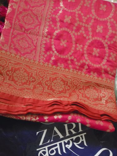 Customer photo review of Beautiful Pink woven Banarasi brocade Saree