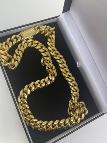 Customer photo review of CUBAN CHAIN (GOLD) 12MM