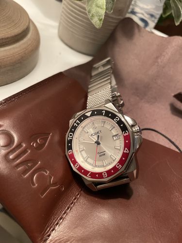 Customer photo review of Aquacy Hei Matau Oceanum Men's Automatic 200M Silver Dial Dive Watch ON.SL.O.BK.MH