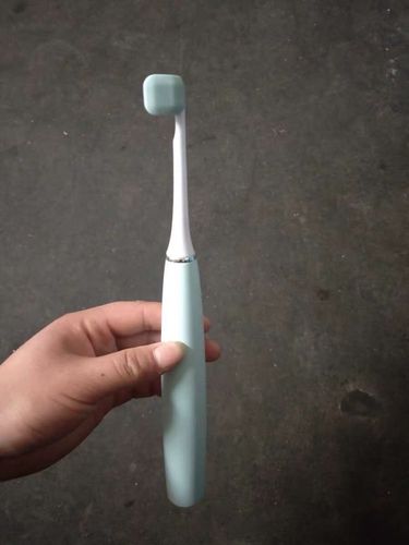 Customer photo review of HexoBrush™ 3-Sided Ultrasonic Toothbrush