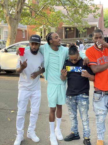 Customer photo review of OFF WHITE T-Shirt