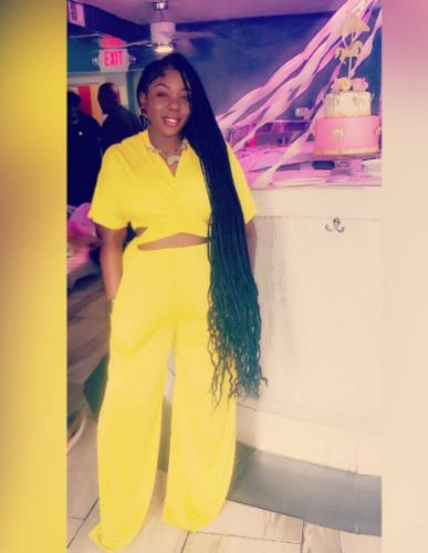 Customer photo review of Casual Solid Split Joint V Neck Half Sleeve Two Pieces