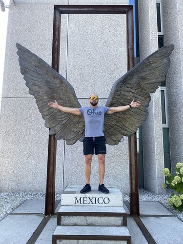 Customer photo review of 7" Pocket Hybrid Shorts