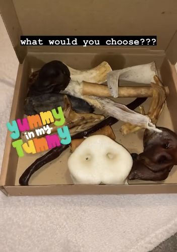 Customer photo review of Heidi's Selection Box