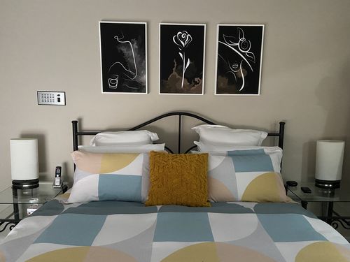 Customer photo review of Outlined Beauty, Illustration Art Trio