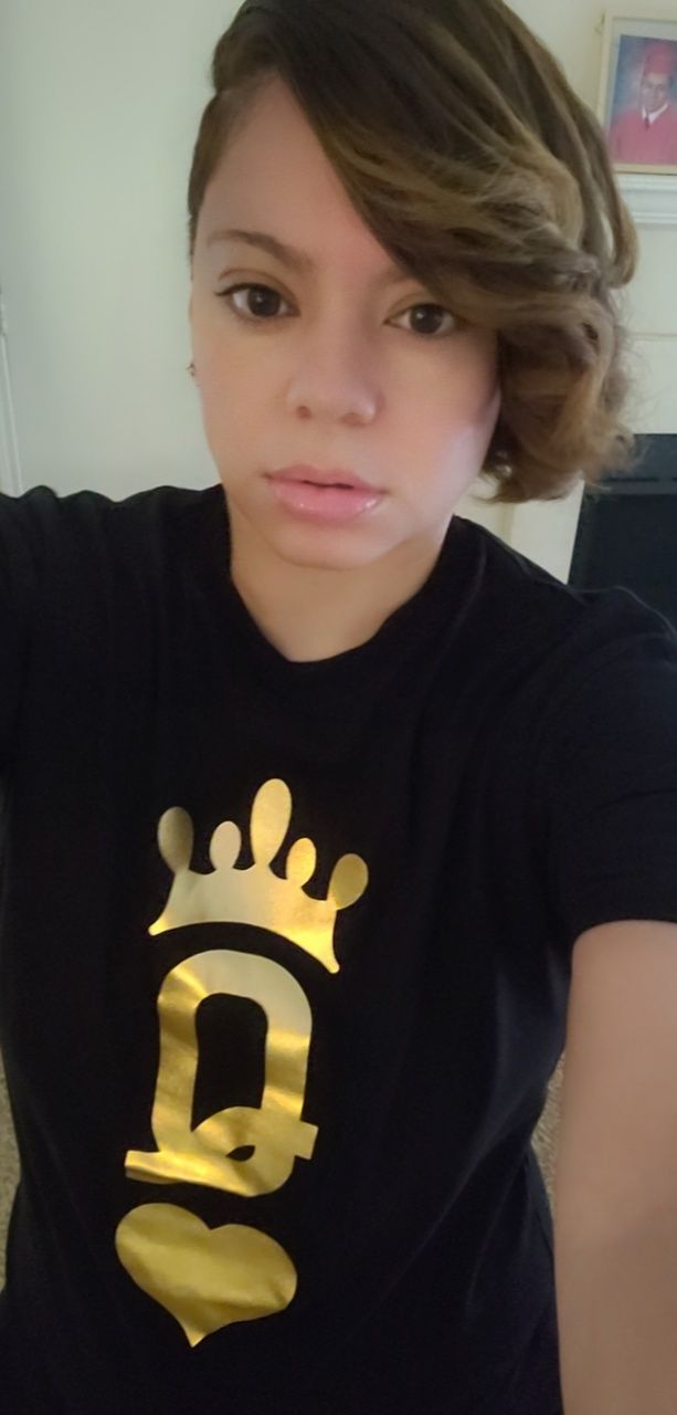 Customer photo review of Queen of Hearts (Shiny Gold Foil)