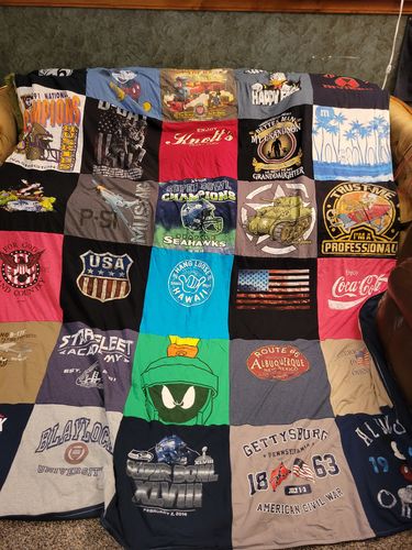 Customer photo review of Classic T-Shirt Blanket