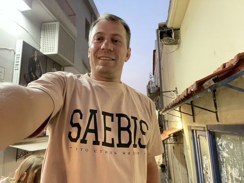 Customer photo review of Lifestyle Herren Oversized T-Shirt sandfarben by SAEBIS®