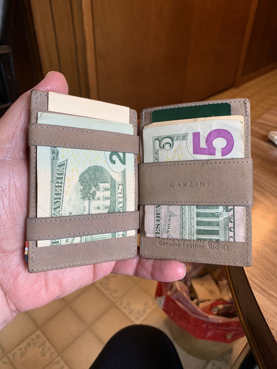 Customer photo review of Cavare Magic Wallet Card Sleeves Vintage