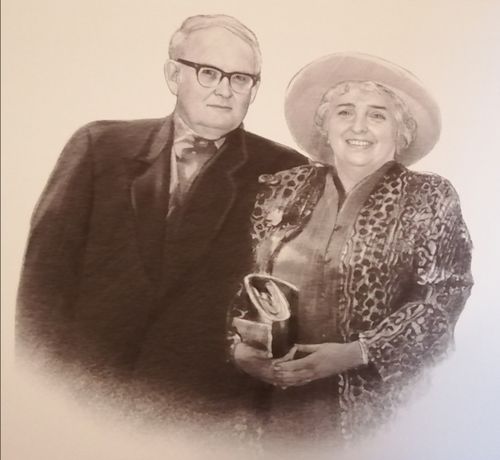 Customer photo review of Black & White Portrait Pencil