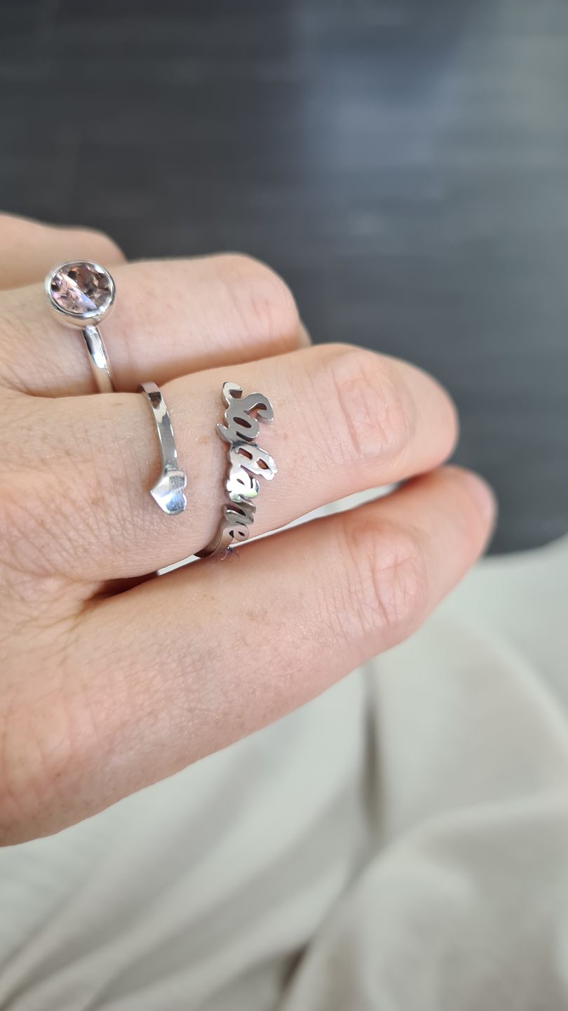 Customer photo review of LOANYA Ring mit persönlichem Namen