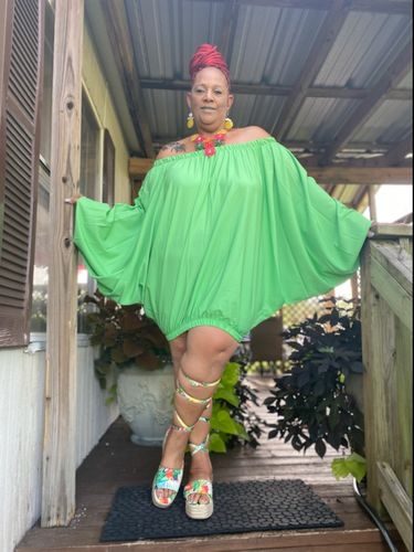 Customer photo review of Solid Color Cute Puff Sleeve Mini Dress